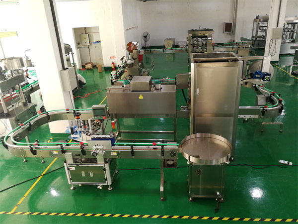 自動化辣椒醬灌裝機-小型辣椒醬灌裝旋蓋機生產線星火廠房實拍圖