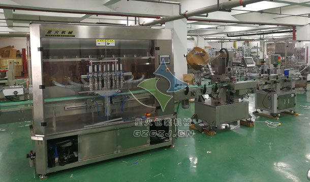 全自動瓶裝調味辣椒醬灌裝生產線